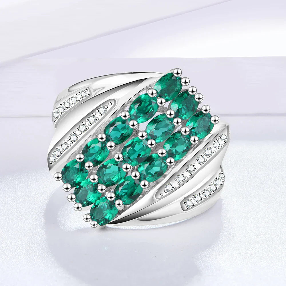 VVS1 Lab Grown Emerald Gemstone Ring
