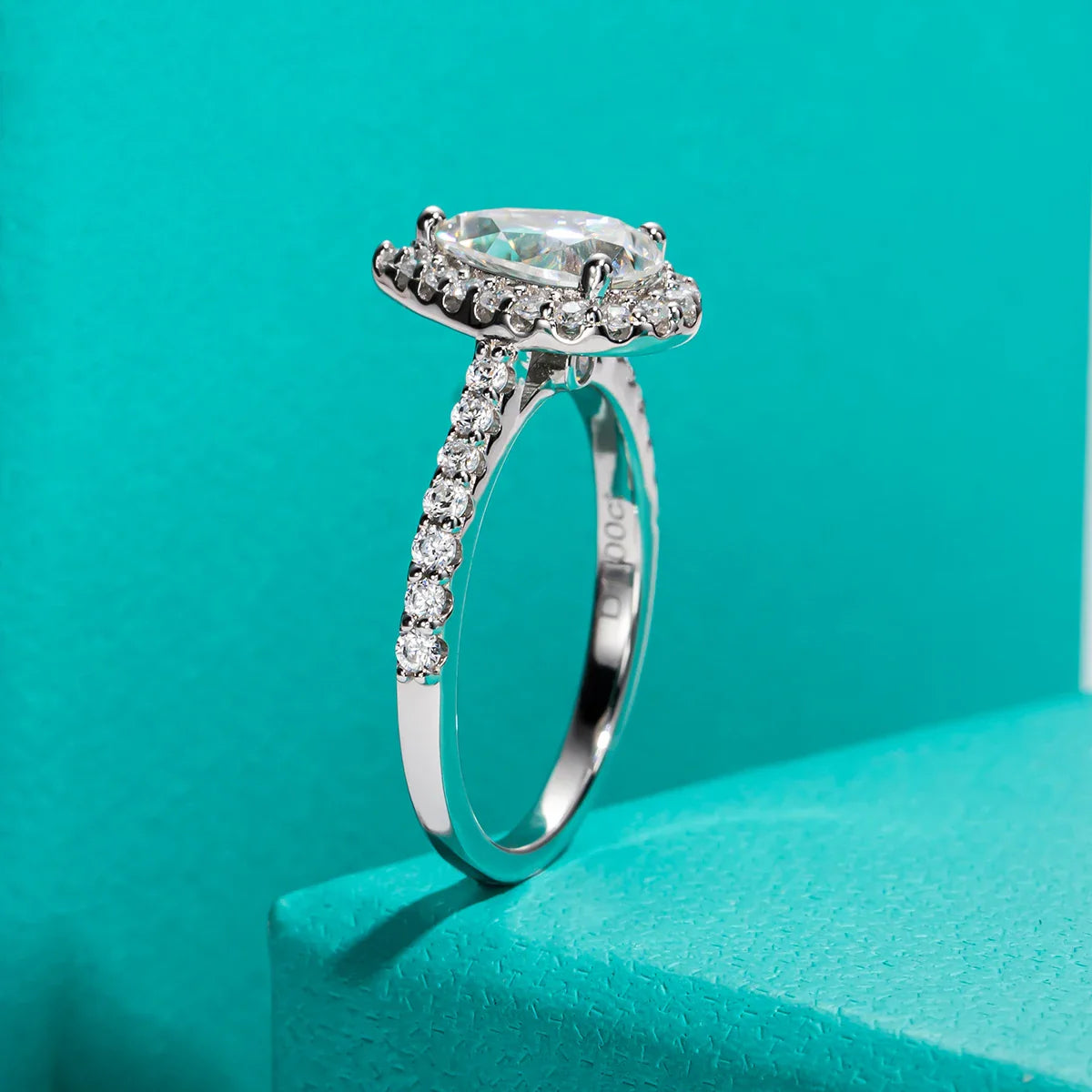1CT Pear Cut Moissanite Halo Engagement Wedding Ring