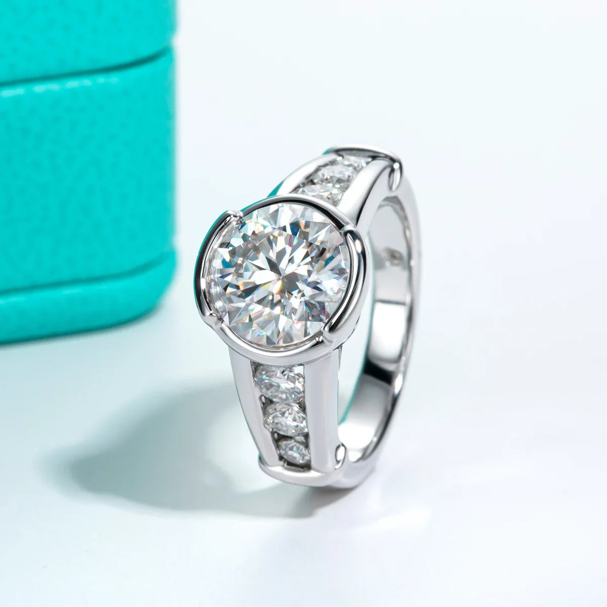 3 CT Round Cut Moissanite Engagement Ring