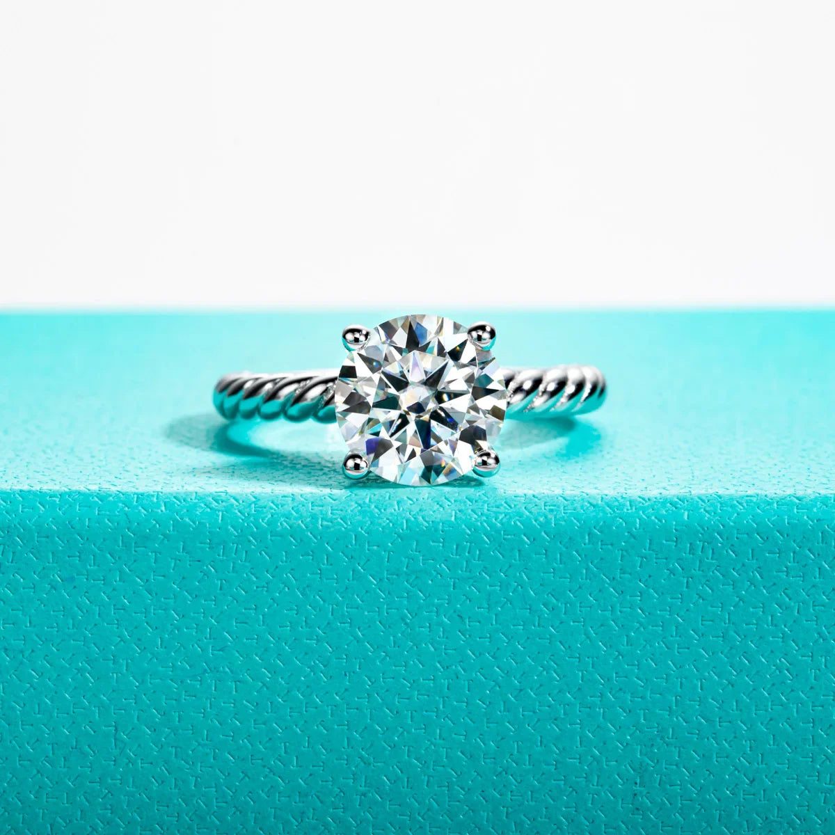 VVS1 D Color 2CT/3CT Moissanite Engagement Ring